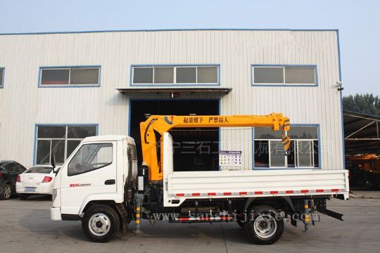 點擊查看詳細信息<br>標題：3噸隨車吊 閱讀次數(shù)：2524
