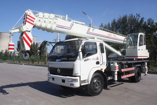 點擊查看詳細信息<br>標題：12-16噸汽車吊 閱讀次數(shù)：4093