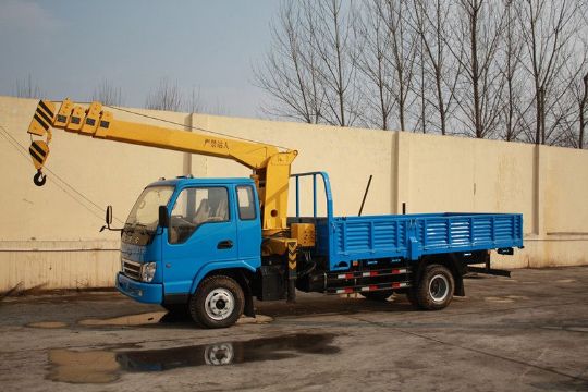 點擊查看詳細(xì)信息<br>標(biāo)題：國四5噸隨車吊 閱讀次數(shù)：3161