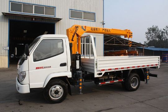 點擊查看詳細信息<br>標題：唐駿隨車吊 閱讀次數(shù)：3228