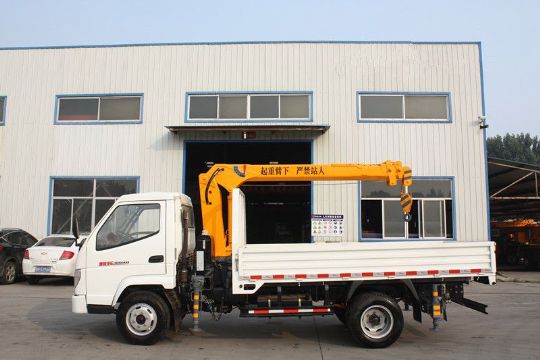點擊查看詳細信息<br>標題：3噸國四隨車吊 閱讀次數(shù)：3203