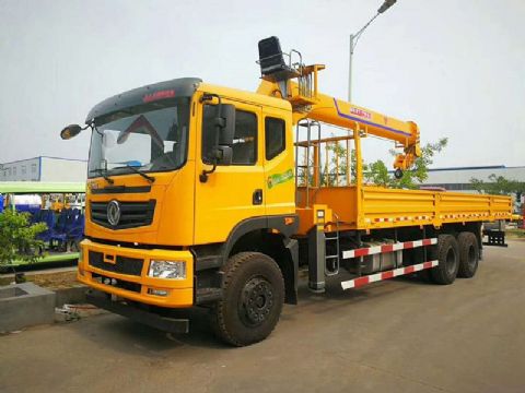 點(diǎn)擊查看詳細(xì)信息<br>標(biāo)題：12噸前二后八隨車吊 閱讀次數(shù)：1716
