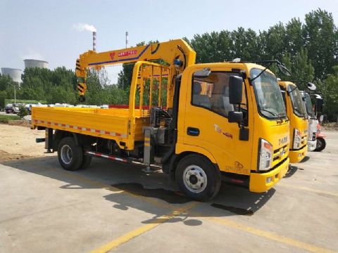 點(diǎn)擊查看詳細(xì)信息<br>標(biāo)題：4噸唐駿隨車吊 閱讀次數(shù)：1890