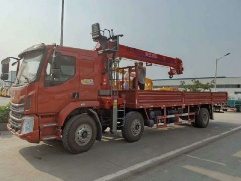 點(diǎn)擊查看詳細(xì)信息<br>標(biāo)題：柳汽前四后四隨車吊 閱讀次數(shù)：1782